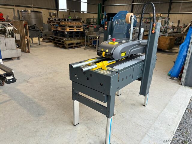 Siat Halbautomatische Kartonverschließmaschine Siat SR20