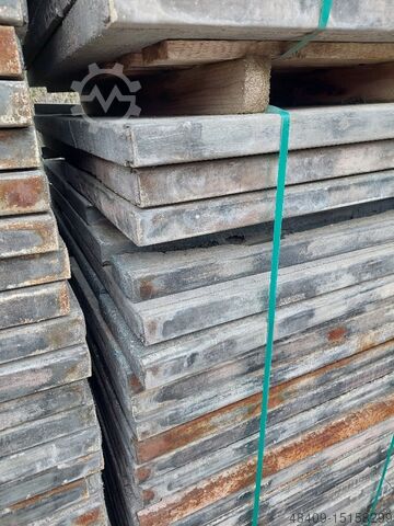 Base boards for concrete block production WASA