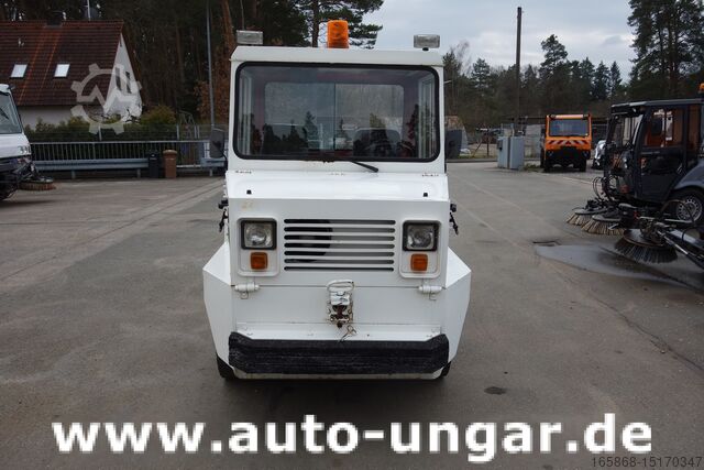 Tugboat ROFAN ZD44F Jenbacher Pushback  Pull - Tractor