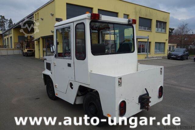 Tugboat ROFAN ZD44F Jenbacher Pushback  Pull - Tractor