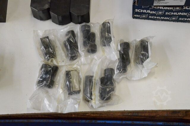 Three jaws Chuck AUTO STRONG N-212