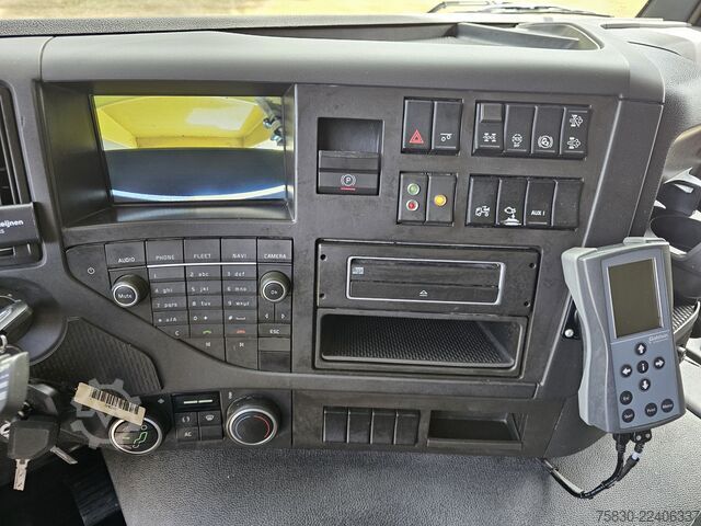 Kipper Volvo FMX 460 10x4 TIPPER / MINING