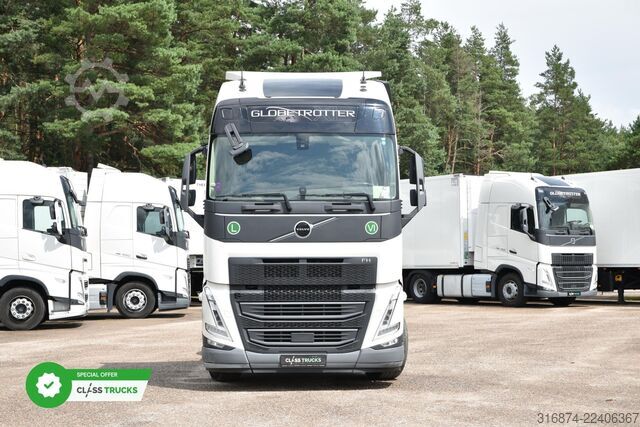Standard tractor unit VOLVO FH 500 XL Retarder i-ParkCool ACC