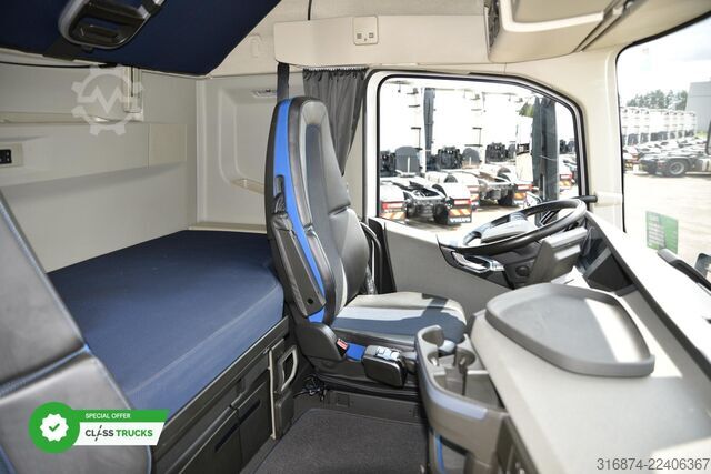 Standard tractor unit VOLVO FH 500 XL Retarder i-ParkCool ACC