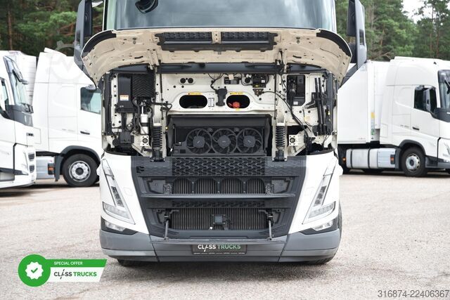 Standard tractor unit VOLVO FH 500 XL Retarder i-ParkCool ACC