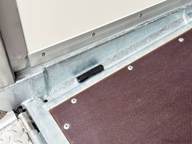 Absenkkofferanhänger Vezeko HUSKY FB K B 27.35 SP | SILBER | SEITENTÜR 344X157X200CM 2700KG ABSENKKOFFERANHÄNGER