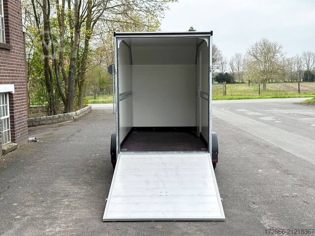 Kofferanhänger Vezeko TK B 15.30 | BLACK | RAMPE | SEITENTÜR 305X152X193CM 1500KG | AERO KOFFERANHÄNGER