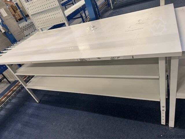 Arbeitsplatz / Packtische, 2m x 0,90m  
