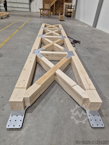 Bearbeitungszentrum mit Durchlauf Hundegger Lohnfertigung im Holzbereich