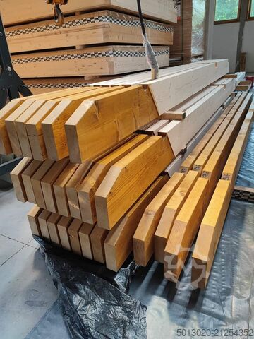 Bearbeitungszentrum mit Durchlauf Hundegger Lohnfertigung im Holzbereich