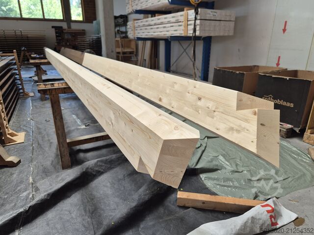 Prefabrication center for contract timber processing Hundegger Lohnfertigung im Holzbau auf ROBOT DRIVE