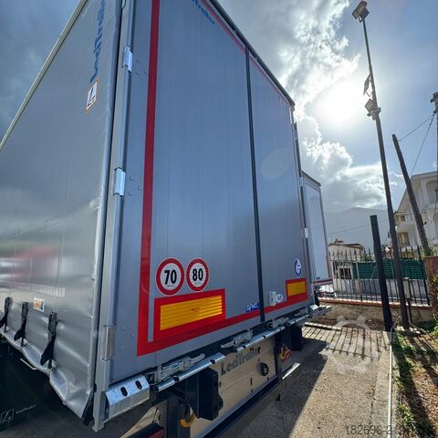 Open semitrailer Lecitrailer Semirimorchio centinato