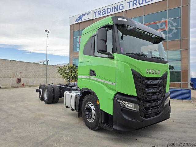 Truck chassis IVECO 260S46