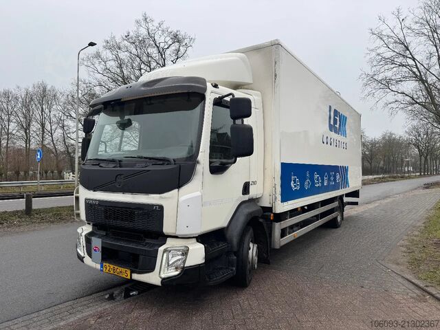 Koffer Volvo FL 210 Bakwagen