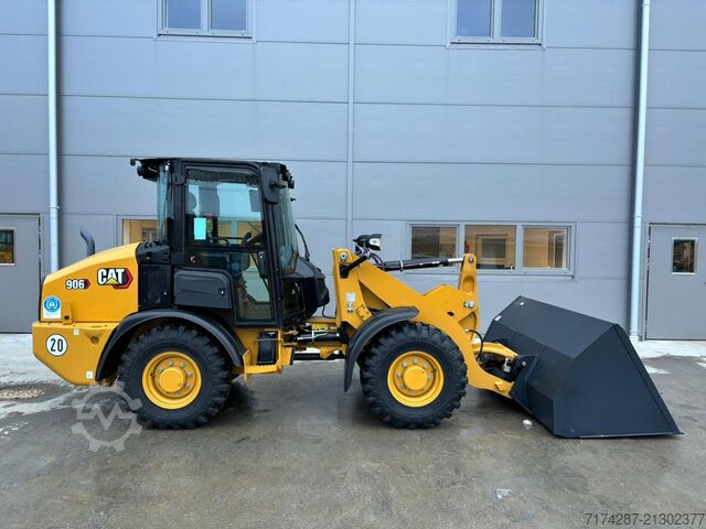 Radlader Caterpillar 906M