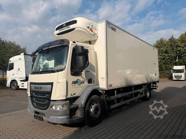 Refrigerated truck DAF LF 320 Monotemp., 18-to. stehende LBW, weiß