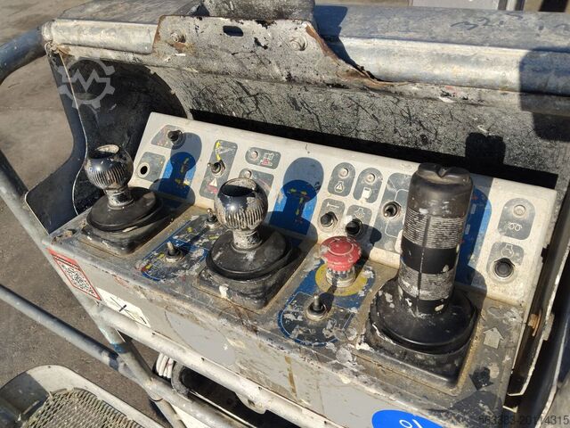 Articulated boom lift Manitou 200ATJ