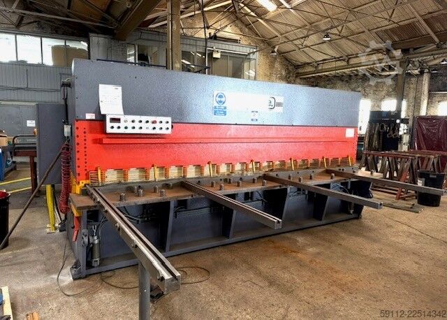 Hydraulic guillotine shear G.A.D.E. CO 40/4