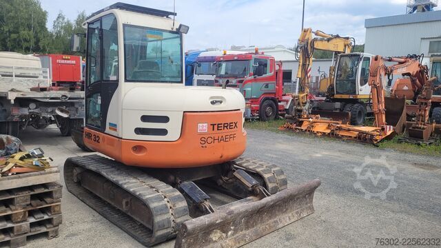 Raupenbagger Schaeff HR 32 Kompaktbagger Circular