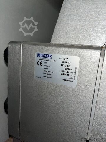 Vacuum pump Becker KVT 3.140