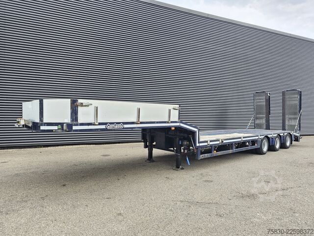 Low loader Nooteboom OSD-48-03 / SEMI / HYDRAULIC RAMPS