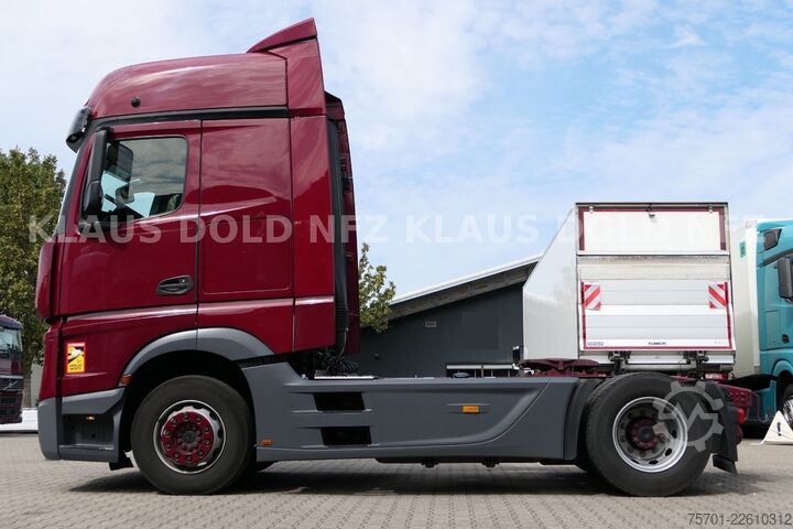 Standard SZM MERCEDES-BENZ Actros 1845 BigSpace XL-Tank Euro 6