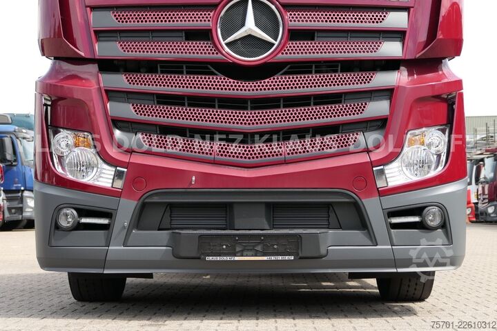 Standard SZM MERCEDES-BENZ Actros 1845 BigSpace XL-Tank Euro 6