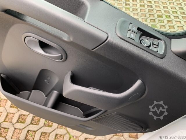 Panel van Renault Master KASTEN L2H2 3,5T DCI 135 KLIMA+KAMERA+PDC