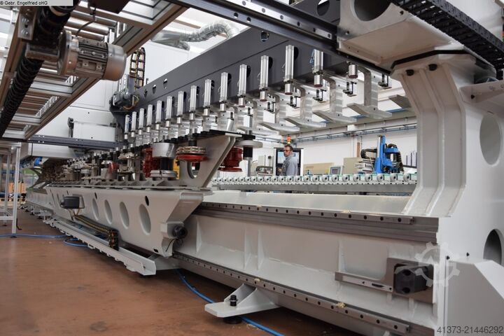 CNC-Bearbeitungszentrum Fenster u. Türen WORKING PROCESS Logos Life Evo XS Video