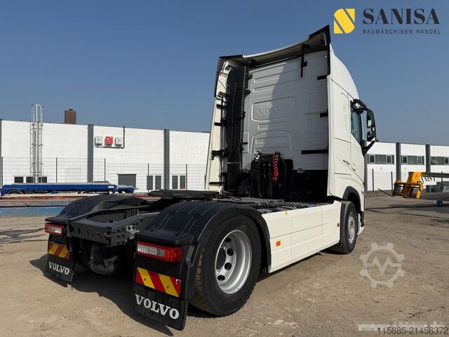 Standard tractor unit Volvo FH 500/2 Tanks/Globetrotter/I-Park Cool