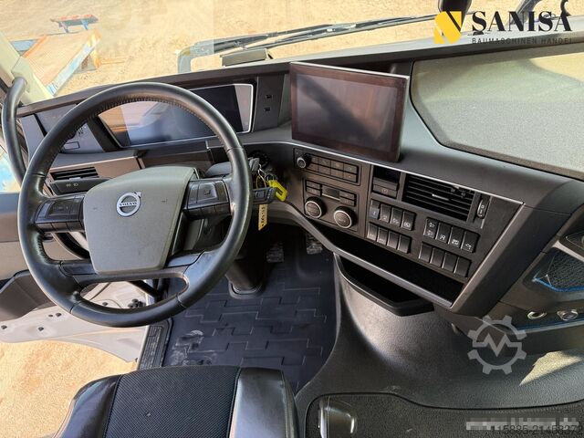 Standard tractor unit Volvo FH 500/2 Tanks/Globetrotter/I-Park Cool