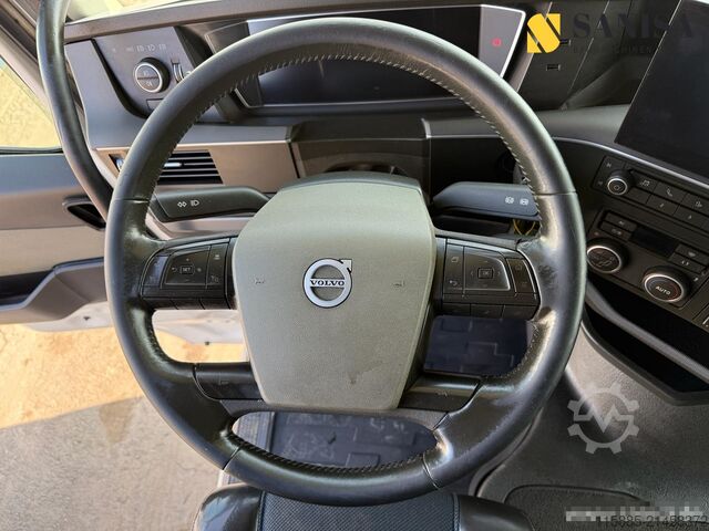 Standard tractor unit Volvo FH 500/2 Tanks/Globetrotter/I-Park Cool