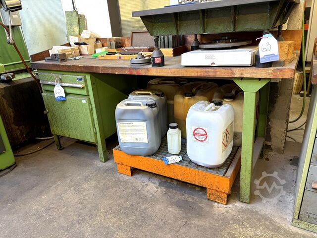 Workbench with contents GÖDDE Workbench with contents