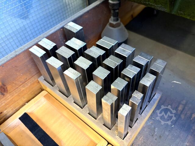 Workbench with contents GÖDDE Workbench with contents