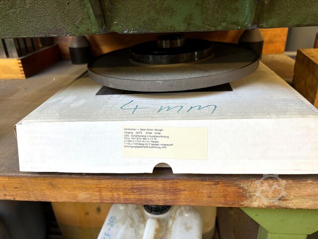 Workbench with contents GÖDDE Workbench with contents