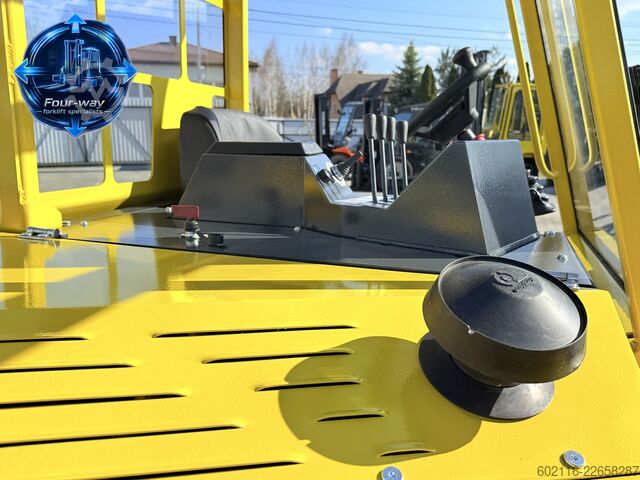 4-way forklift Combilift CB4000 GAS TRIPLEX 8500 FREE LIFT