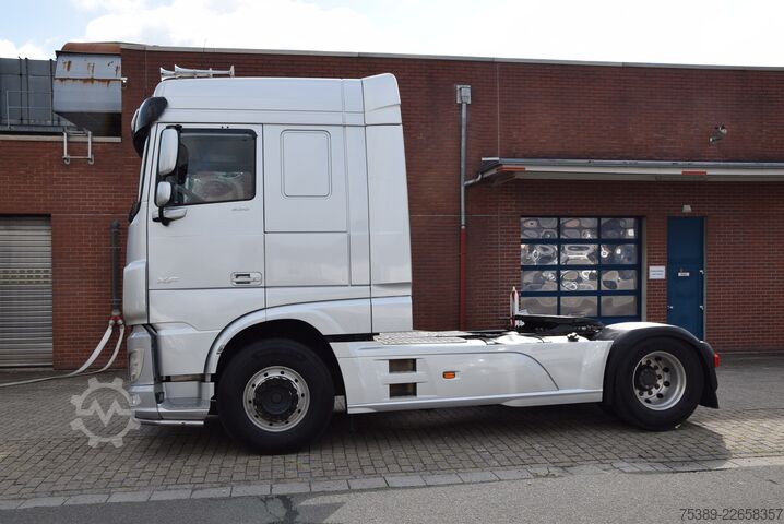 Standard SZM Daf XF 530 Flachdach Retarder Leder ACC TV Navi