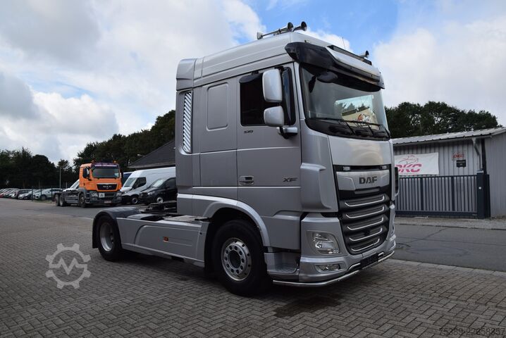 Standard SZM Daf XF 530 Flachdach Retarder Leder ACC TV Navi