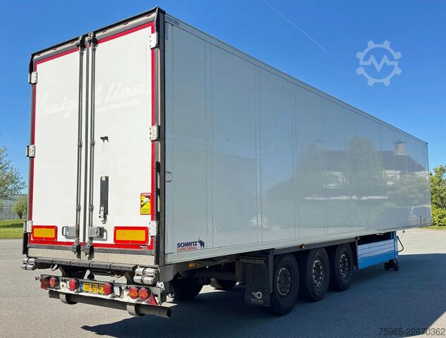 Kühlauflieger SCHMITZ CARGOBULL SCB*S3B THERMO KING SLXi300 FLOWERWIDE 270 CM HI