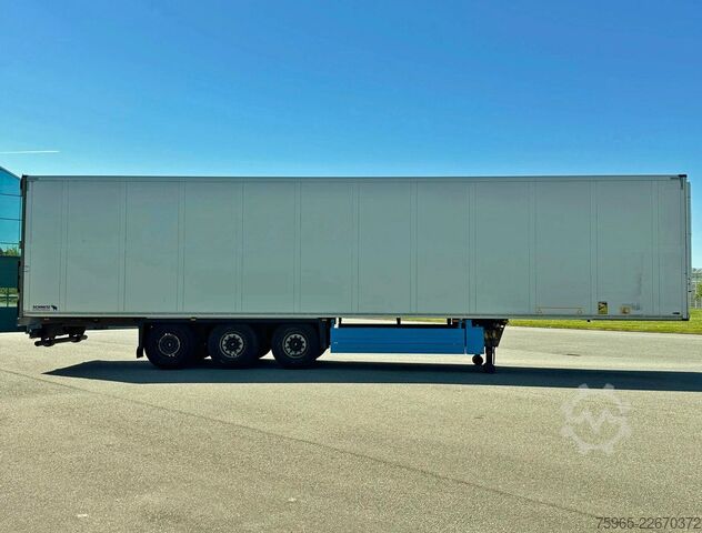 Kühlauflieger SCHMITZ CARGOBULL SCB*S3B THERMO KING SLXi300 FLOWERWIDE 270 CM HI