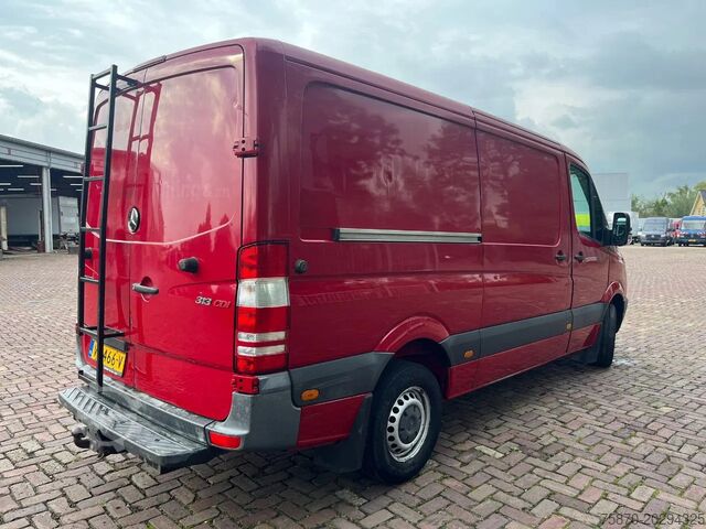 Box van Mercedes-Benz Sprinter 313 CDI L2H1