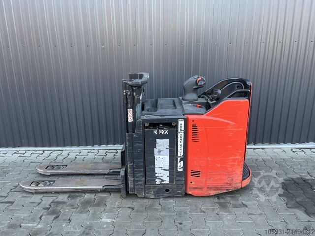 Fahrerstandstapler Linde D12SP