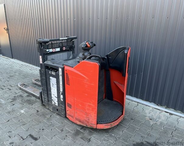 Fahrerstandstapler Linde D12SP
