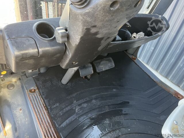 Treibgasstapler Linde H25T-02