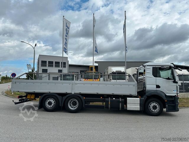 LKW mit Pritsche (offen) MAN TGS 26.360 LL/Pritsche 7,10 m/Lenkachse/ 108 tkm