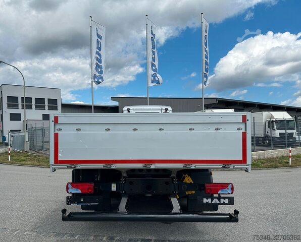 Spezial-LKW MAN TGS 26.360 LL/Pritsche 7,10 m/Lenkachse/ 108 tkm