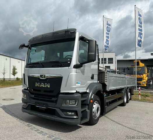 LKW mit Pritsche & Plane MAN TGS 26.360 LL/Pritsche 7,10 m/Lenkachse/ 108 tkm