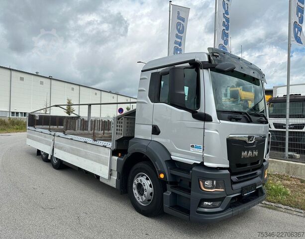 LKW mit Pritsche & Plane MAN TGS 26.360 LL/Pritsche 7,10 m/Lenkachse/ 108 tkm