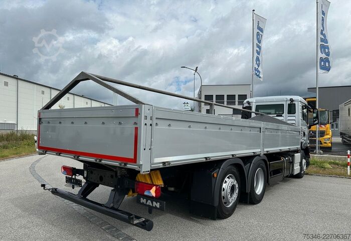 LKW mit Pritsche & Plane MAN TGS 26.360 LL/Pritsche 7,10 m/Lenkachse/ 108 tkm