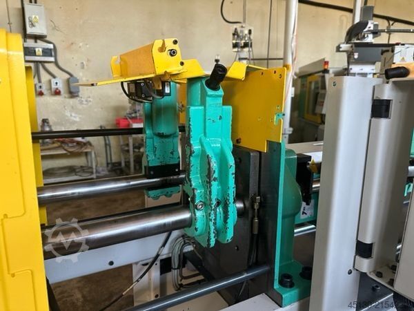 Spritzgießmaschine Arburg 221KS 250-75